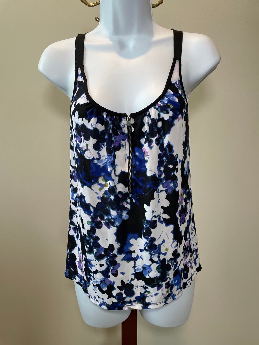 Express Floral & Black Mixed‑Fabric Cami – Size M